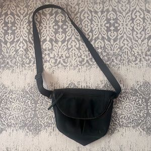 Zippered lululemon bag